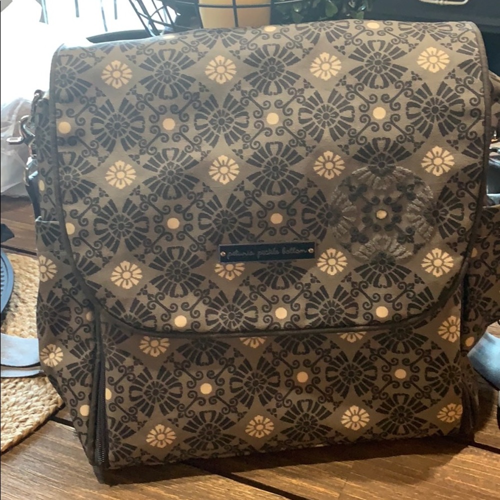 Petunia pickle bottom bag